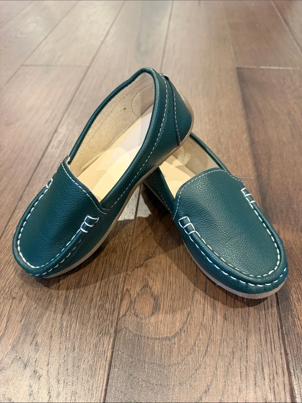 Kids Slip-On Loafers in Green Size 1.5 ?- C39-236